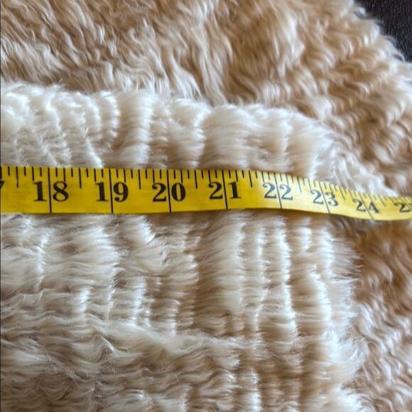 Stand Studio Nicole Women's Cream Faux Fur Teddy Coat size 36 US 4 - Picture 9 of 16